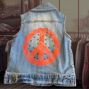 D-signed Studded Peace Sign‎ denim jean vest